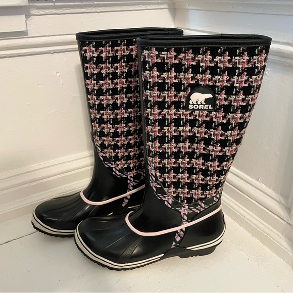 Sorel Shoes - Sorel Pink & Black Tweed Waterproof Rubber Rain Boots